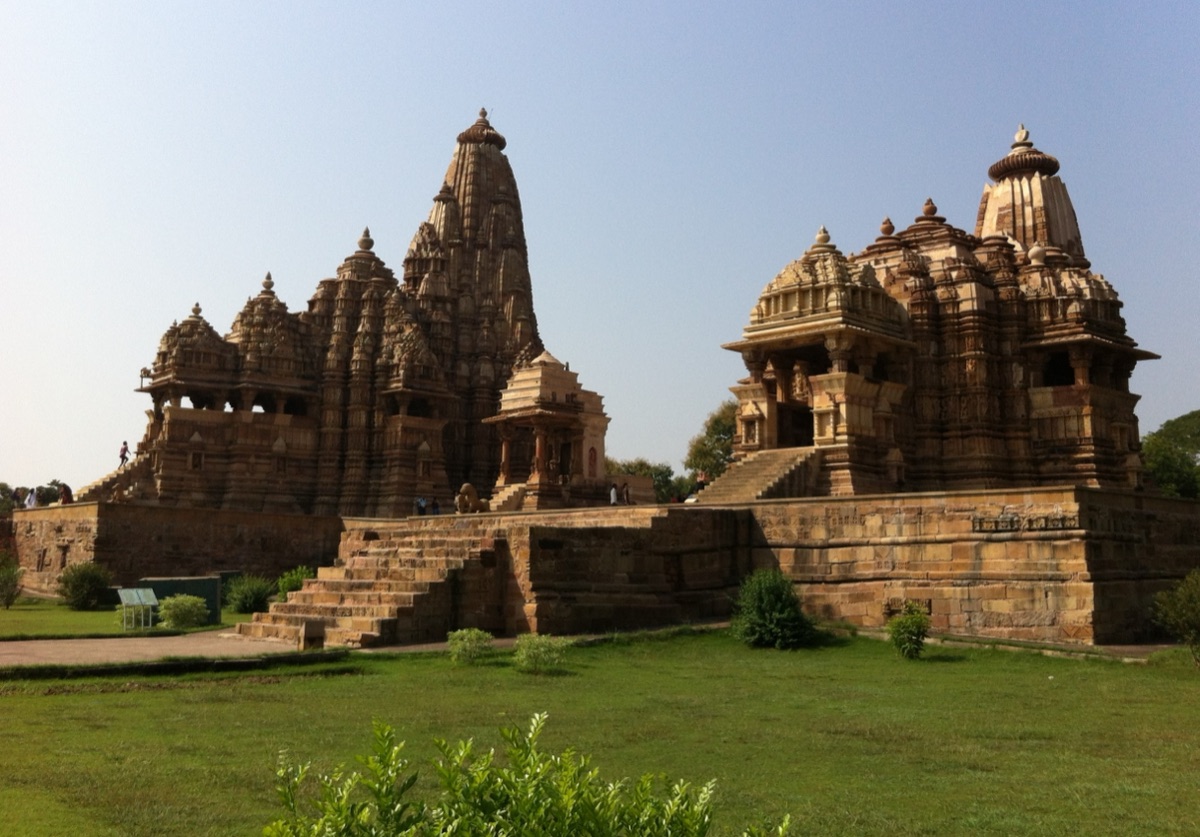 Temples, Forts & Heritage